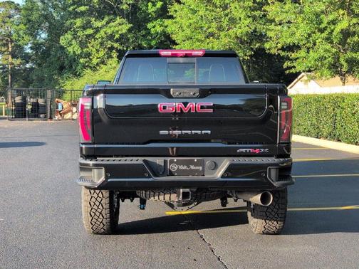 Onyx Black 2026 GMC Sierra 2500 AT4X