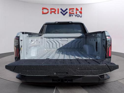 2026 GMC Sierra EV Standard Range Elevation
