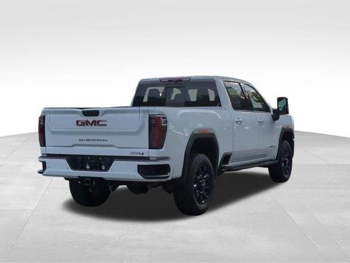2024 GMC Sierra 2500 AT4