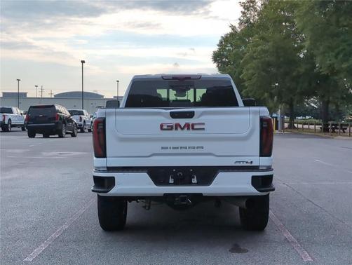 2024 GMC Sierra 2500 AT4