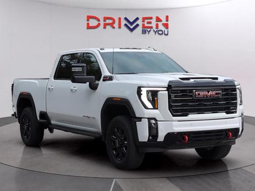 2024 GMC Sierra 2500 AT4