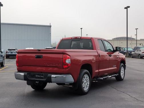 2017 Toyota Tundra SR5