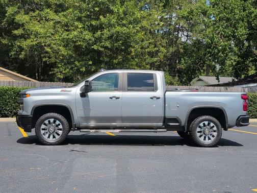 Sterling Gray Metallic 2024 Chevrolet Silverado 2500 Custom