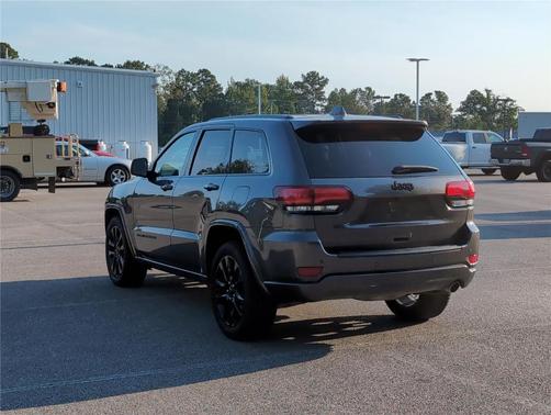 2020 Jeep Grand Cherokee Altitude