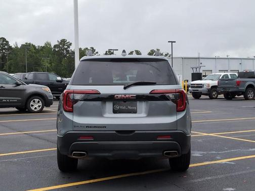 Sterling 2023 GMC Acadia SLE