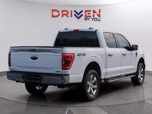 Oxford White 2021 Ford F-150 XLT