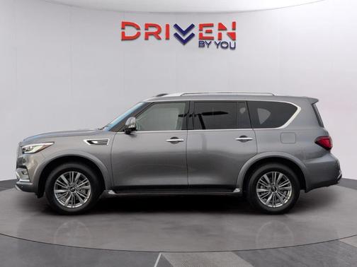 2021 INFINITI QX80 Luxe