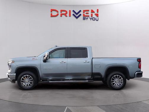 Sterling Gray Metallic 2026 Chevrolet Silverado 2500 LTZ