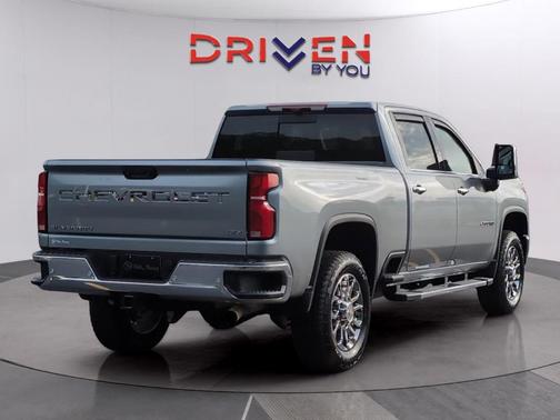 Sterling Gray Metallic 2026 Chevrolet Silverado 2500 LTZ