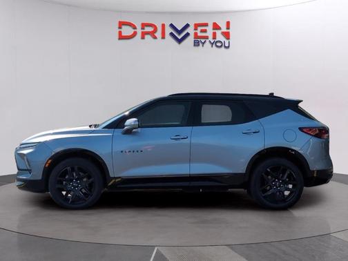 Sterling Gray Metallic 2024 Chevrolet Blazer RS