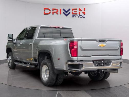 Sterling Gray Metallic 2026 Chevrolet Silverado 3500 LTZ