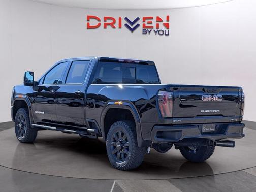 Onyx Black 2026 GMC Sierra 2500 AT4