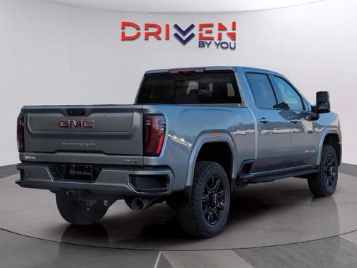 2026 GMC Sierra 2500 AT4