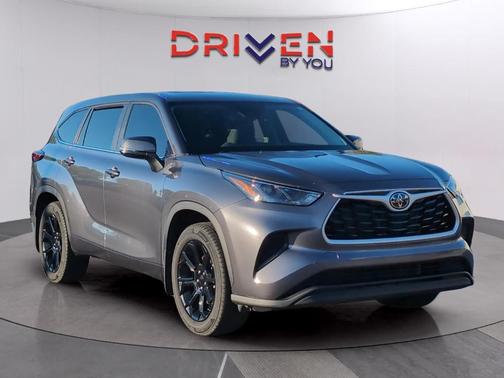 2023 Toyota Highlander L
