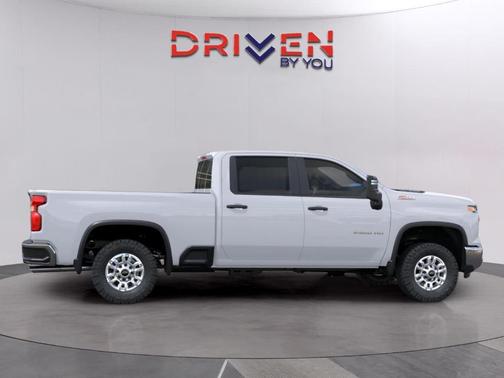 Summit White 2026 Chevrolet Silverado 2500 WT