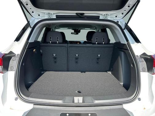 Summit White 2026 Chevrolet Trailblazer LT