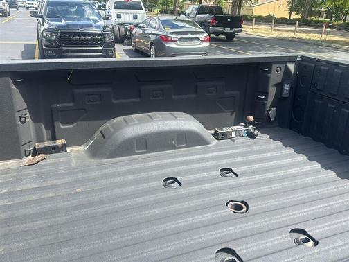 Quicksilver Metallic 2021 GMC Sierra 2500 SLT