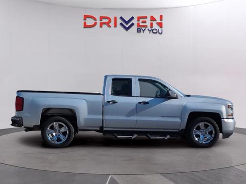 2019 Chevrolet Silverado 1500 LD Custom