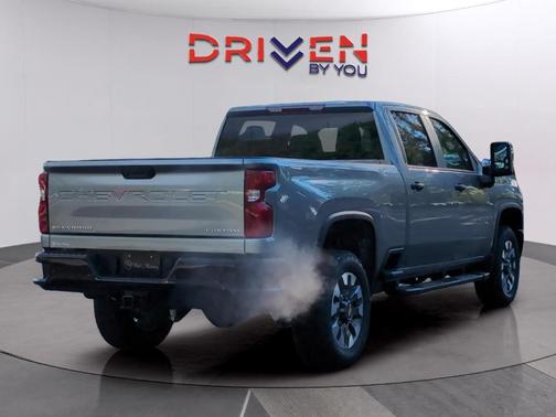 2026 Chevrolet Silverado 2500 Custom