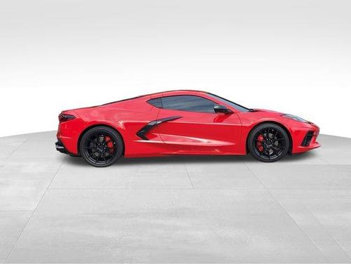 2021 Chevrolet Corvette Stingray w/2LT