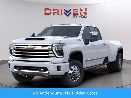 Polar White 2026 Chevrolet Silverado 3500 High Country