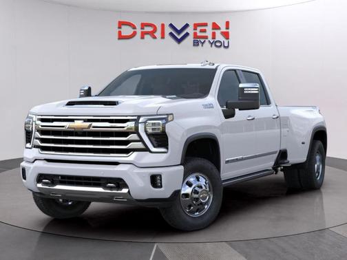 Polar White 2026 Chevrolet Silverado 3500 High Country