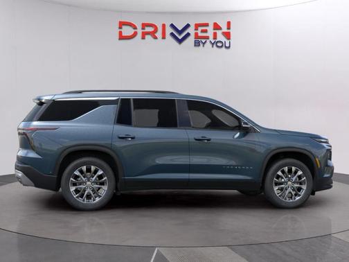 Lakeshore Blue Metallic 2026 Chevrolet Traverse LT