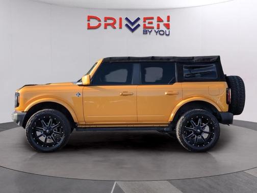 Orange Metallic 2021 Ford Bronco Outer Banks