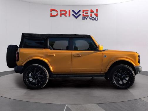 Orange Metallic 2021 Ford Bronco Outer Banks