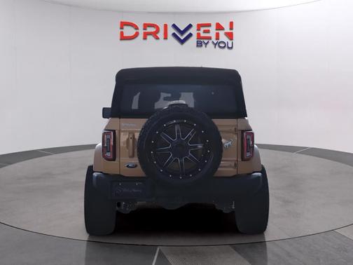 Orange Metallic 2021 Ford Bronco Outer Banks