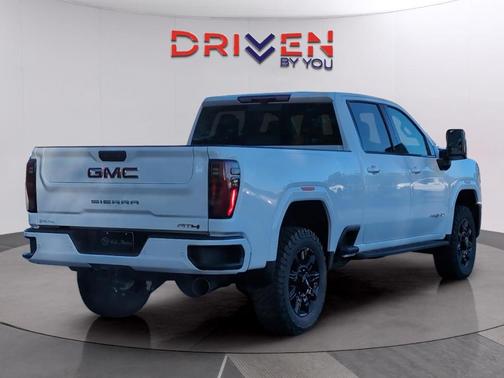 2026 GMC Sierra 2500 AT4