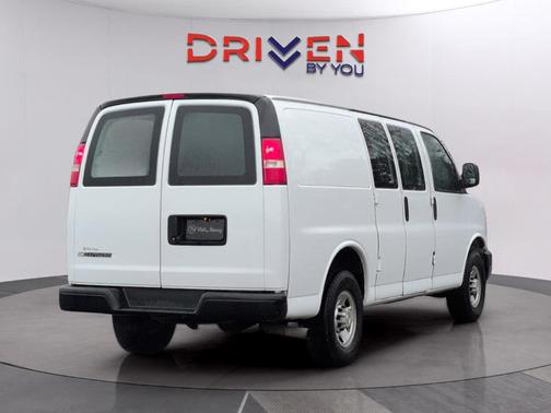 2019 Chevrolet Express 2500 Work Van