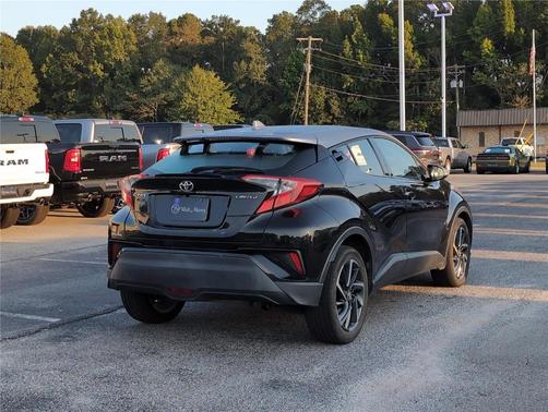 2021 Toyota C-HR LE