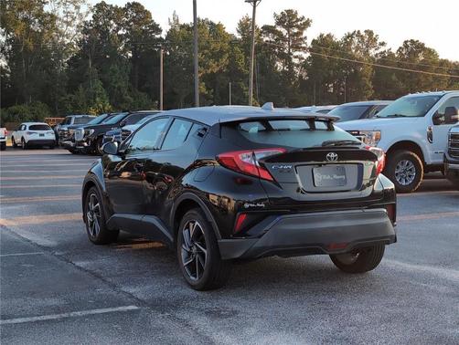2021 Toyota C-HR LE