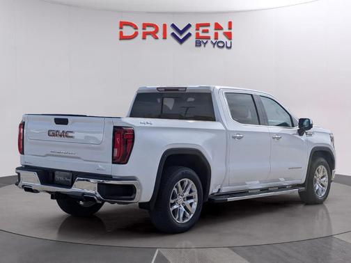 2020 GMC Sierra 1500 SLT