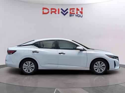 Cloud White 2024 Nissan Sentra S
