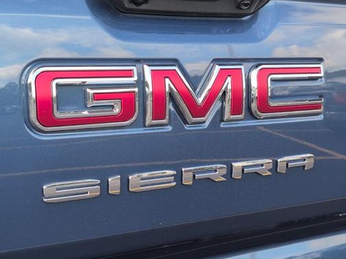 Metallic 2026 GMC Sierra 1500 Elevation