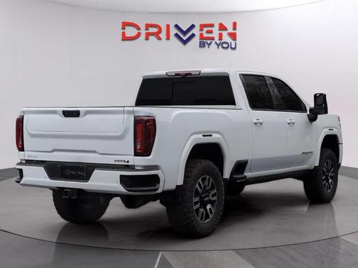 2022 GMC Sierra 2500 AT4