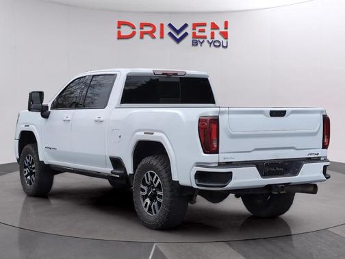 2022 GMC Sierra 2500 AT4