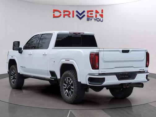 2022 GMC Sierra 2500 AT4