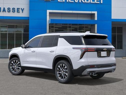 Summit White 2026 Chevrolet Traverse LT