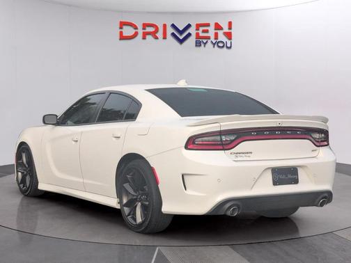 Pitch Black Clearcoat 2020 Dodge Charger GT