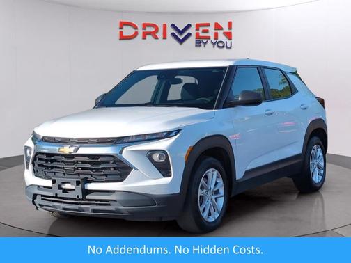 Summit White 2024 Chevrolet Trailblazer LS