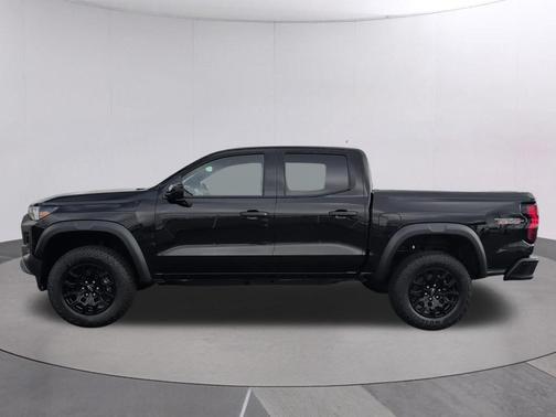 Black 2026 Chevrolet Colorado Trail Boss
