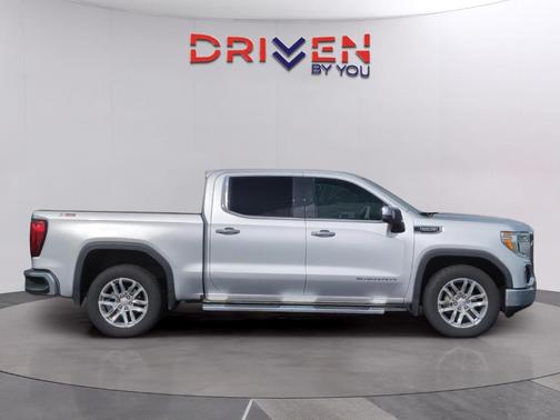 Quicksilver Metallic 2021 GMC Sierra 1500 SLT
