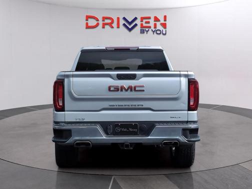 Quicksilver Metallic 2021 GMC Sierra 1500 SLT