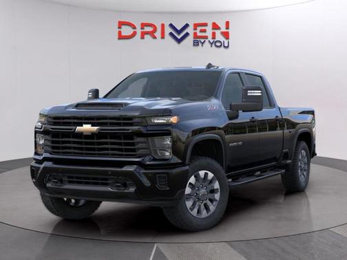 Black 2026 Chevrolet Silverado 2500 Custom