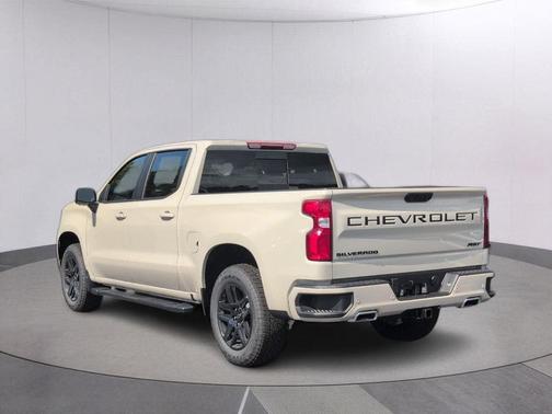 White Sand 2026 Chevrolet Silverado 1500 RST