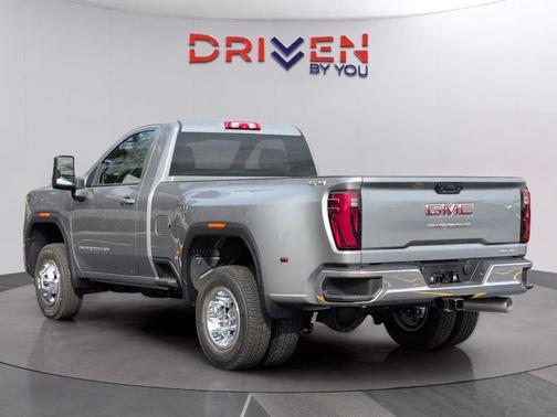 2026 GMC Sierra 3500 SLE