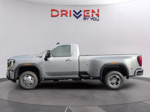 2026 GMC Sierra 3500 SLE